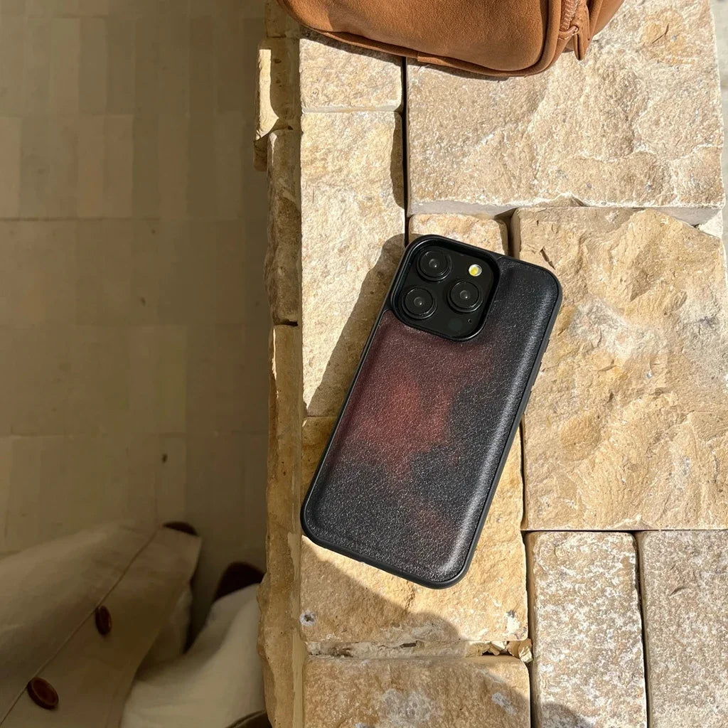 Art Retro Caramel Red Gradient Leather Texture Matte Shockproof Protective Phone Case