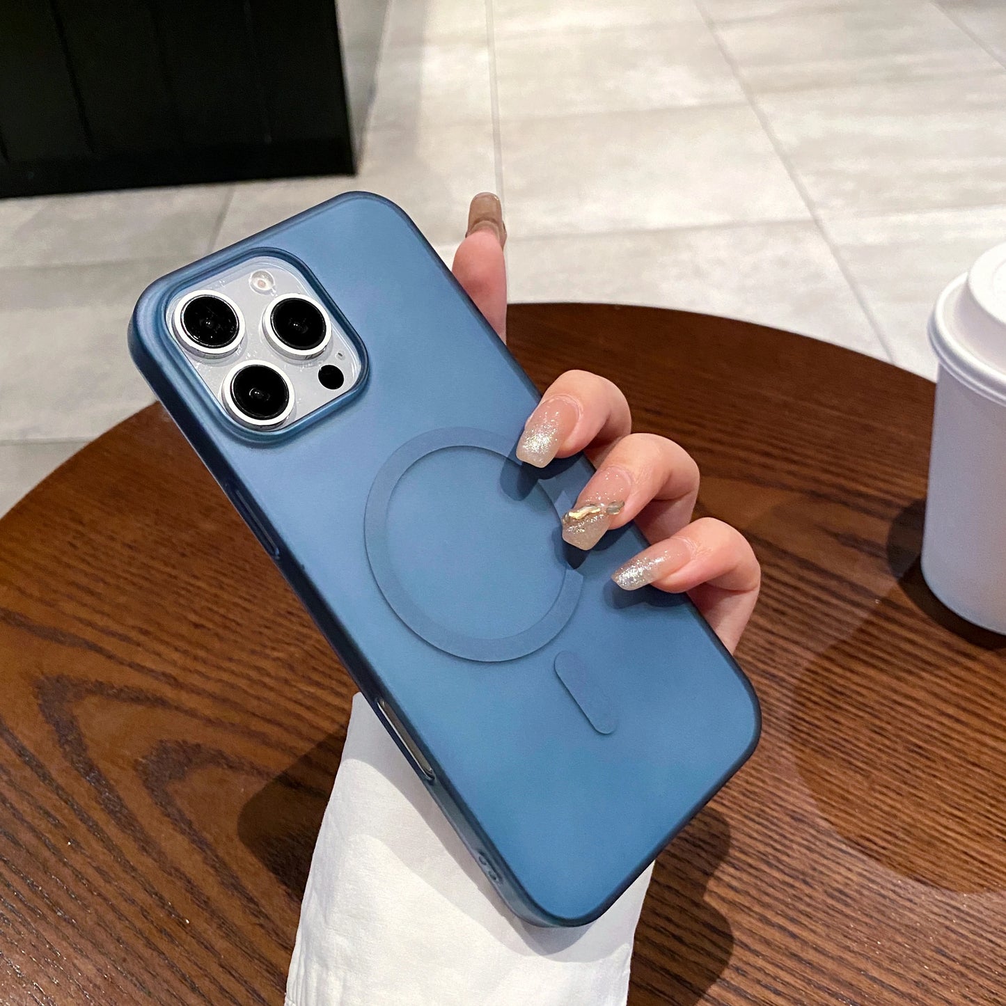 Ultra-thin Matte Magnetic Phone Case New