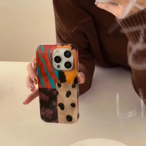 New Retro Fourcolor Leopard Pattern Stitching Phone Case