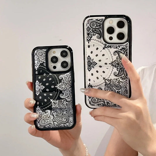 Retro Half Edge Paisley Pattern The Puffer Phone Case