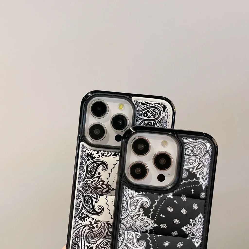 Retro Half Edge Paisley Pattern The Puffer Phone Case